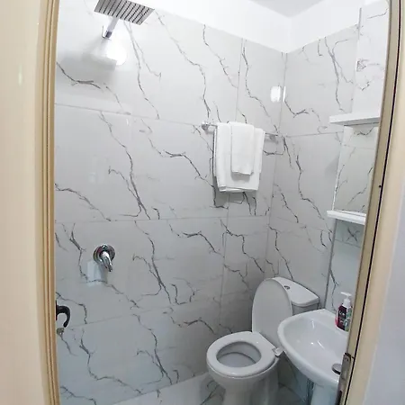 Aiden's House 2 بيت ضيافة فلورا